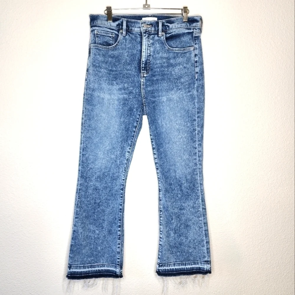 LOFT Flare Crop Blue Jeans 29/8